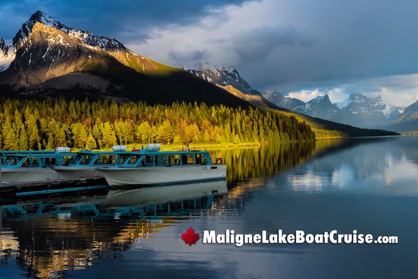Canadian Rockies Maligne Lake Boat Cruise - Jasper