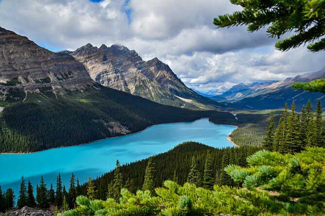 Canadian Rockies Icefields Parkway to Jasper from Calgary