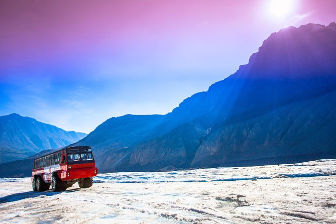 Columbia Icefield Tour including the Glacier Skywalk from Banff